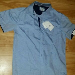 Men's short sleeve button up shirt